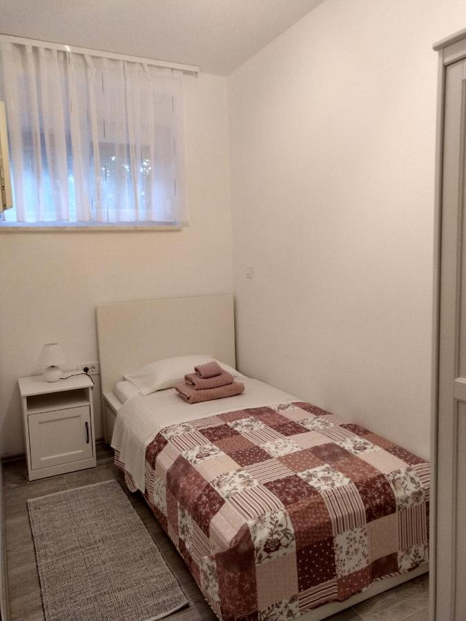 Deluxe Apartment Joia With Balcony On The Beach Bacvice, Free Parking, Old Town, Near Ferry Port สปลิท ภายนอก รูปภาพ